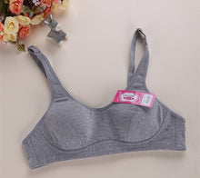 Load image into Gallery viewer, Cotton Soft Teenage Girls Underwear Bras Sports Kids Puberty Girl Bra Young Students Sport Training Bra for Children Underwears